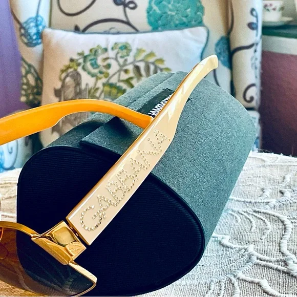 Dolce & Gabbana Beige and Gold Crystal Logo Oversized Sunglasses - Picture 2 of 7